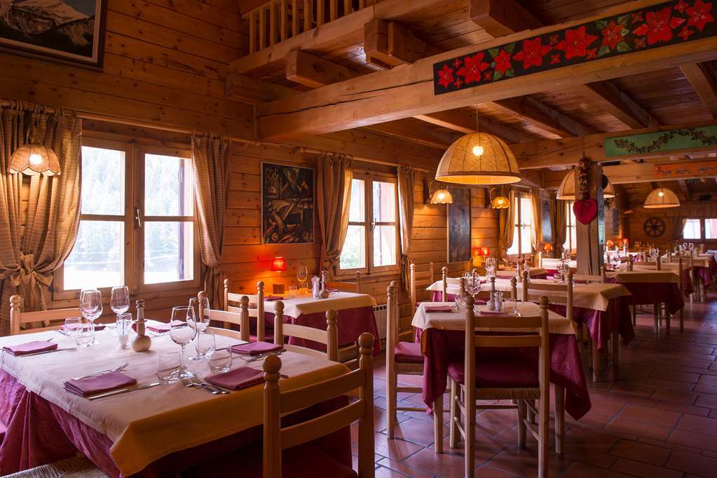 Eco Wellness Hotel Notre Maison Cogne Nhà hàng bức ảnh